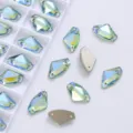 Hoge kwaliteit K9 glas bijl vormige AB kleur opnaaibare strass steentjes met twee gaten DIY. - Lichtgroen AB