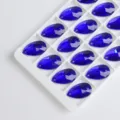 Cristales de lágrima para coser azules, diamantes de imitación de vidrio de doble agujero para ropa. - 11x18mm 28 Piezas/Paquete / Azul Zafiro