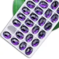 Lila ovale zum Aufnähen Strasssteine flache Rückseite Doppellöcher Glas DIY Zubehör Neu - 7x10 mm 72 Stk./Packung / 03 Violett