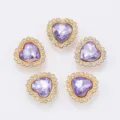 Vue rapprochée détaillée de boutons de bijoux DIY en acrylique strass cœur lila - Base Argent Interne 10MM Externe 16MM / Violet Cristal