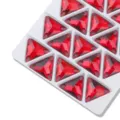 Strass in cristallo triangolari rossi da cucire per accessori di abbigliamento artigianato fai da te. - Rosso Vivo