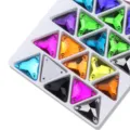 Variante di strass triangolari colorati, retro piatto da cucire per accessori di abbigliamento. - Multicolore