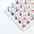 Runde Glas-Nähsteine mit AB-Farbe, doppelte Löcher Kristall Flachrückseite für DIY Handwerk. - 18mm (20 Stück/Packung) / Top AB Farbe