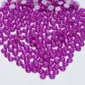 Diamantes de imitación violetas con espalda plana para ropa de bricolaje y accesorios de novia. - SS6 (14400 unidades) 1,9-2,0 mm / 128 Púrpura Oscuro Fluorescente