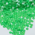 Piedras de estrás planas verdes a granel para ropa de bricolaje y accesorios de novia. - 133 Verde Fluorescente