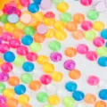 Strass planos coloridos para manualidades DIY, prendas de vestir y accesorios decorativos. - 144 Colores mezclados neón
