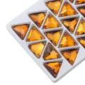Strass triangolari ambra cristalli fondo piatto da cucire accessori abbigliamento variante - Marrone (Giallo Fumo)