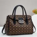 Stijlvolle modieuze luxe monogram handtas met handvat en metalen V sluiting voor dagelijks gebruik. - Zwart