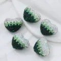 Cuentas de arcilla con diamantes de imitación de corazón degradado para manualidades. - 19*24mm / Verde y Blanco