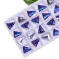 15mm Weihnachtsbaum Kristall Glasanhänger, blaue und silberne DIY Anhänger für Schmuck. - 15 mm 12 Stk./Packung / 03 Blauviolett