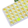 Strass in vetro giallo neon da cucire, cristalli a doppio foro per accessori fai da te. - 13 giallo limone mocha