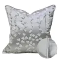 Housse de coussin décorative gris argenté à motif floral, passepoil élégant et texture douce. - 30x50cm (Petite Housse de Coussin Lombaire Seulement) / Gris Style Passepoil AB