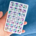 Round sew-on glass rhinestones multi-color crystal buttons for DIY crafts apparel. - 14mm 28 Pieces/Pack / 59 Luminous Green
