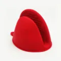 Red silicone mini oven mitt heat resistant pinch grip pot holder for kitchen baking tool. - Red