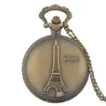 Mooi vintage bronzen quartz zakhorloge voorzien van Eiffeltoren gravure en ketting. - PARIJS Eiffeltoren