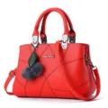 Sac à main femme en cuir PU rouge élégant sac bandoulière épaule avec joli pendentif - Rouge