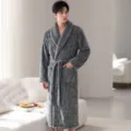 Heren badjas van dikke grijze flanel met riem, warme koraalfleece loungewear voor de winter - Maat M [40-60 kg] / Kationische Stijl Badjas (Heren) / Grijs