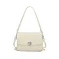 Moderna borsa a tracolla monocolore in vera pelle da donna con un elegante nodo metallico. - Bianco