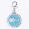 Colgante de collar para perro de metal redondo con diseño de espina de pescado esmaltado azul. - 2.5cm / Azul