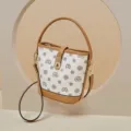Borsa a secchiello vintage da donna elegante con manico superiore e tracolla stile retrò chic - Crema/Cachi