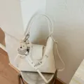 Mochila bolso de hombro convertible informal blanca con tierno oso colgante mujer - Blanco Crema Con Colgante