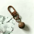 Portachiavi moschettone girevole marrone con campanello 14mm per accessori borse fai da te. - Caffè