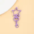 Paarse ster sleutelhanger metaal karabijnhaak DIY tas hanger gedetailleerd zicht. - Paarse draaibare stersluiting & 14 mm kreeftsluiting