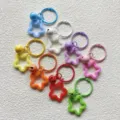 Kleurrijk acryl holle ster sleutelhanger met bel metalen ring tas hanger ornament - Meerkleurig