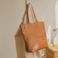Vintage genuine leather tote bag for women, large capacity casual shoulder bag and work purse. - Brown