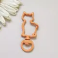 Zinklegering oranje kat draaibare karabijnhaak sleutelhanger detail, DIY sieraden accessoires. - Oranje