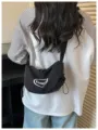 Koreanischer Stil Canvas Umhängetasche, schwarze Dumpling Bag, große Pendler Sporttasche. - Schwarz