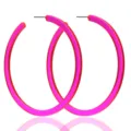 Levendige neon roze acryl creolen, grote C-vormige statement oorbellen voor zomerfeesten. - Rozerood