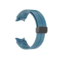 Cinturino di ricambio per smartwatch in silicone blu con chiusura pieghevole magnetica. - Blu chiaro con fibbia nera