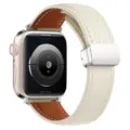 Curvo cinturino in pelle con fibbia pieghevole magnetica compatibile con Apple Watch Ultra. - 42/44/45/49mm / Bianco Fibbia Argentata