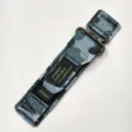 Camouflage nylon vervangend horlogebandje met metalen gesp en klittenbandsluiting voor horloge. - 20mm / Grijze camouflage