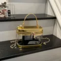 Bolso de mano transparente con borde metálico dorado y correa de cadena, bolso caja elegante. - Con Colgante de Encaje / Dorado