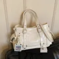 Borsa shopper in pelle lucida bianca da donna, grande borsa a spalla con tasche multiple. - Bianco
