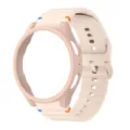 Vue détaillée du bracelet de montre en silicone ondulé et du boîtier creux PC rose. - Samsung Watch 7 40 mm / Rose
