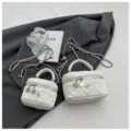 Weißer gesteppter Kettentasche Umhängetasche, minimalistische Leder Handtasche für Damen Alltag. - L / Weiß