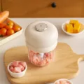 Mini hachoir electrique sans fil pour ail oignon legumes viande preparation cuisine - 6 Lames / Beige