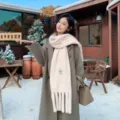 Pluche winter sjaal van nepbont voor dames, dikke warme effen kwastjes halsverwarmer en sjaal - Beige