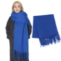 Effen pluizige winter sjaal met franjes, gezellige warme dikke omslagdoek voor dames dagelijks - Klein Blauw / Meer dan 175cm