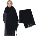 Damen dicker warmer Winter einfarbiger schwarzer Schal Mohair Stil Fransen Schal Alltag. - Schwarz / Über 175cm