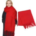 Roter Mohair Fransen Winterschal, dicker warmer einfarbiger Schal Variant für Damen Alltag. - Rot / Über 175cm
