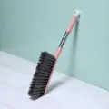 Brosse de lit à long manche poils souples balai à poussière domestique variante rose - Rose
