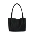 Borsa a mano intrecciata in pelle nera da donna borsa a spalla capiente vintage moda. - Nero