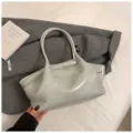 Minimalist large capacity tote bag, stylish solid color crinkled PU leather shoulder bag. - M Blue