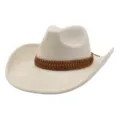 Chapeau de cowboy en daim beige detail avec laniere en cuir tresse et bord tres large. - 58cm / Beige