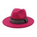 Roze wollen fedora hoed met etnische band, stijlvolle hoed met brede rand voor de herfst en winter. - Rozerood