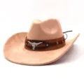 Classic western cowboy hat in soft faux suede featuring a stylish brown band and silver longhorn detail. - M (56-58cm) / Champagne